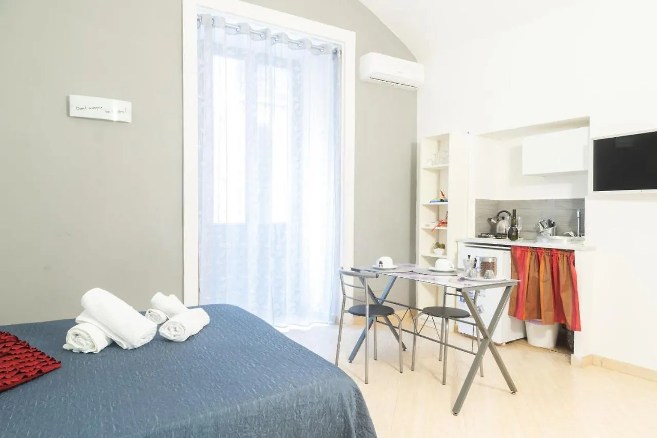 Neapolitan Style Apartrment Italien